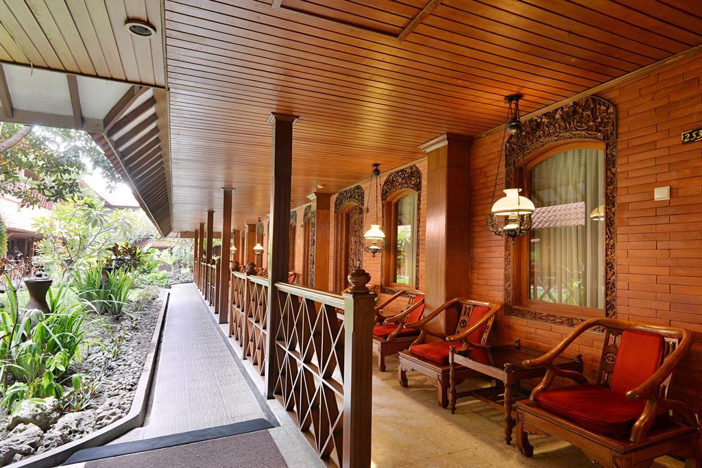 Zen Rooms Jogja Cendrawasih Pakualaman Exterior photo